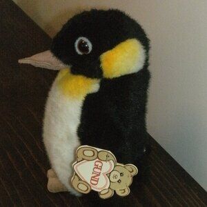 GUND Vintage 1986 Penguin Realistic Plush Stuffed Animal 3225 Napolean with TAG